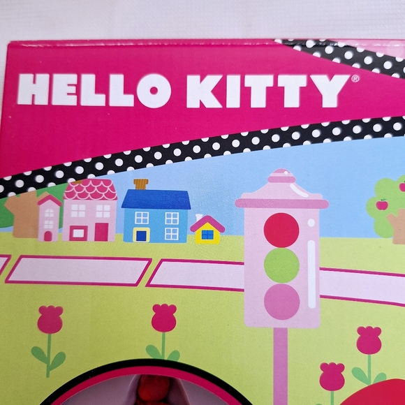 Hello Kitty brand, "Let's Play Kitty" Red light Pink Light board game. - Picture 6 of 11